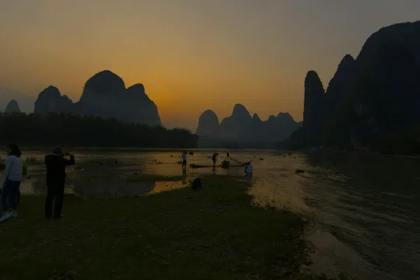 9D Scenic Guilin & Yangshuo Escape by Batik Air